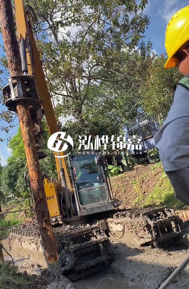 景德鎮河道清淤專(zhuān)業(yè)施工-狹窄河道挖機清理河道的方法？
