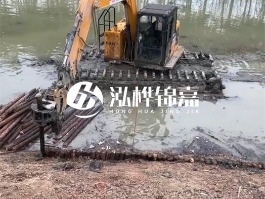 河道木材松木樁怎么選？河道工程用什么規格松木樁？
