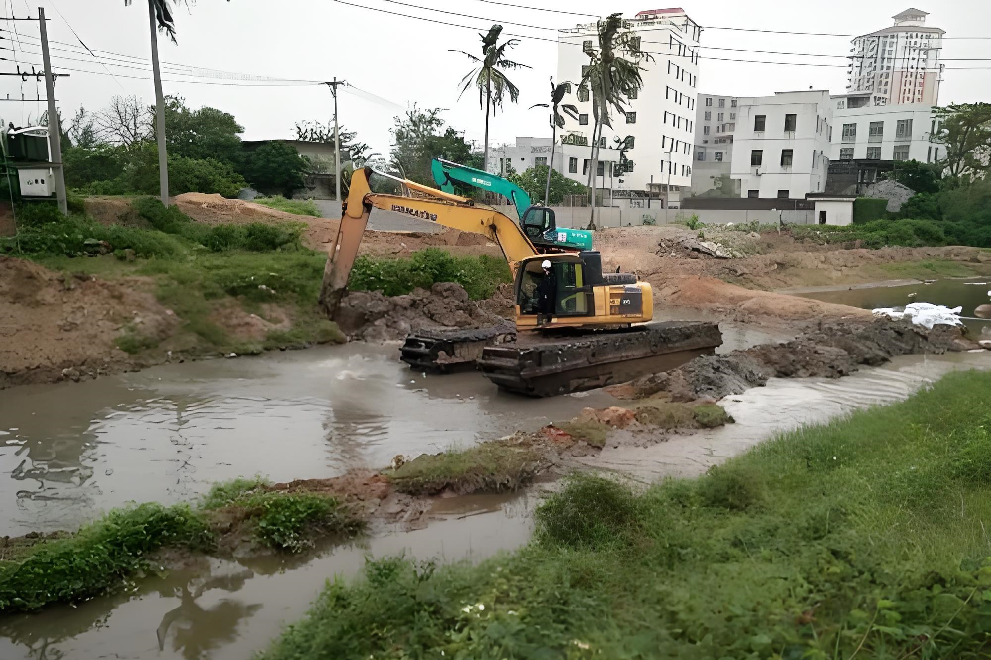 河南信陽(yáng)挖機清淤施工隊-挖機加長(cháng)臂清淤適合多大深度的區域？