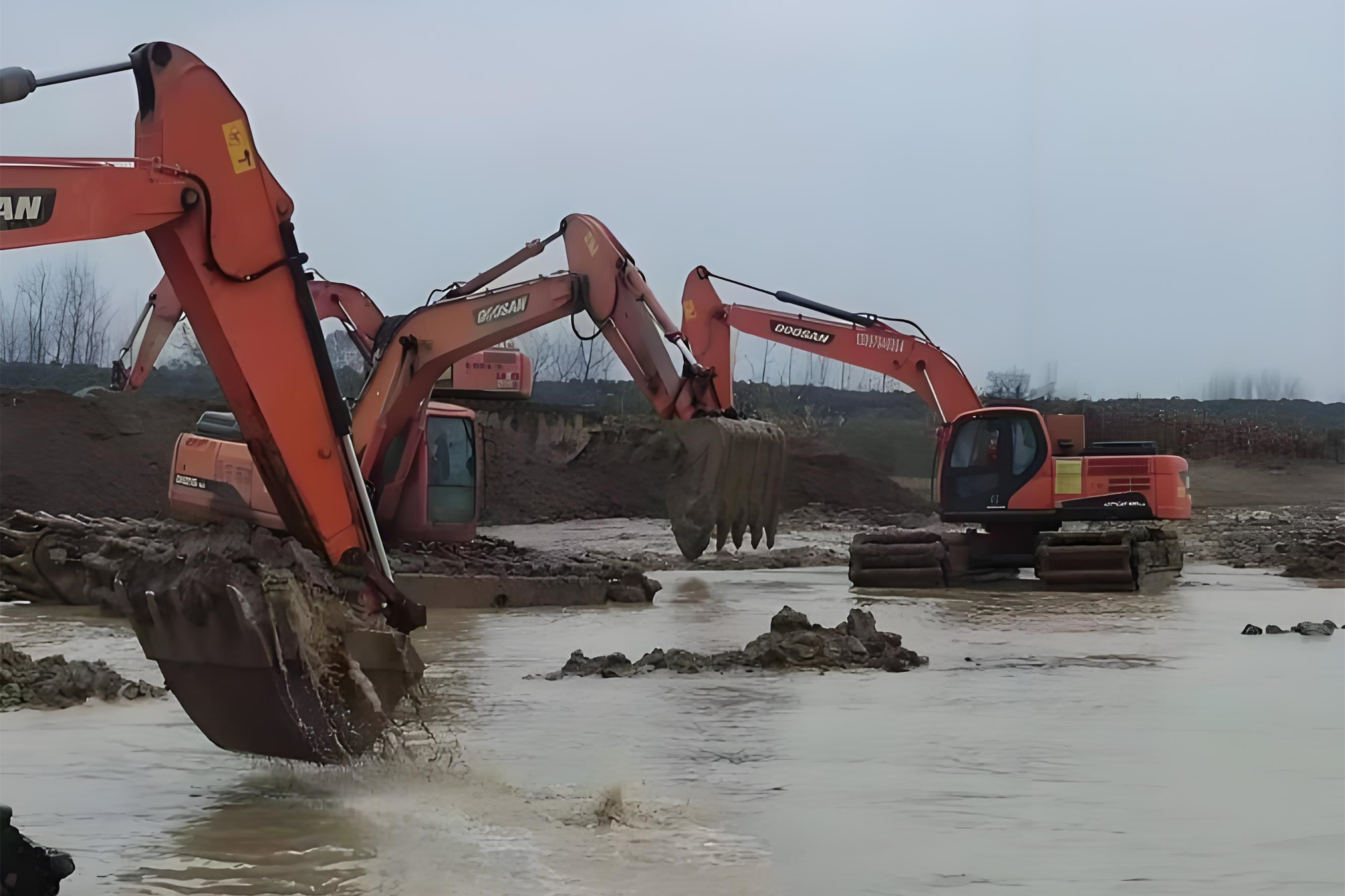 上海徐匯區挖機清淤施工隊-挖機清淤的常見(jiàn)故障有哪些？